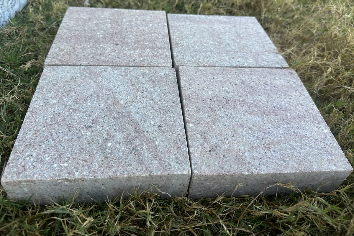 Pink Granite Cobblestone